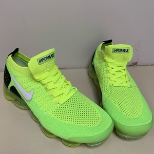 Nike vapormax flyknit ultra Neon men sz 8.5